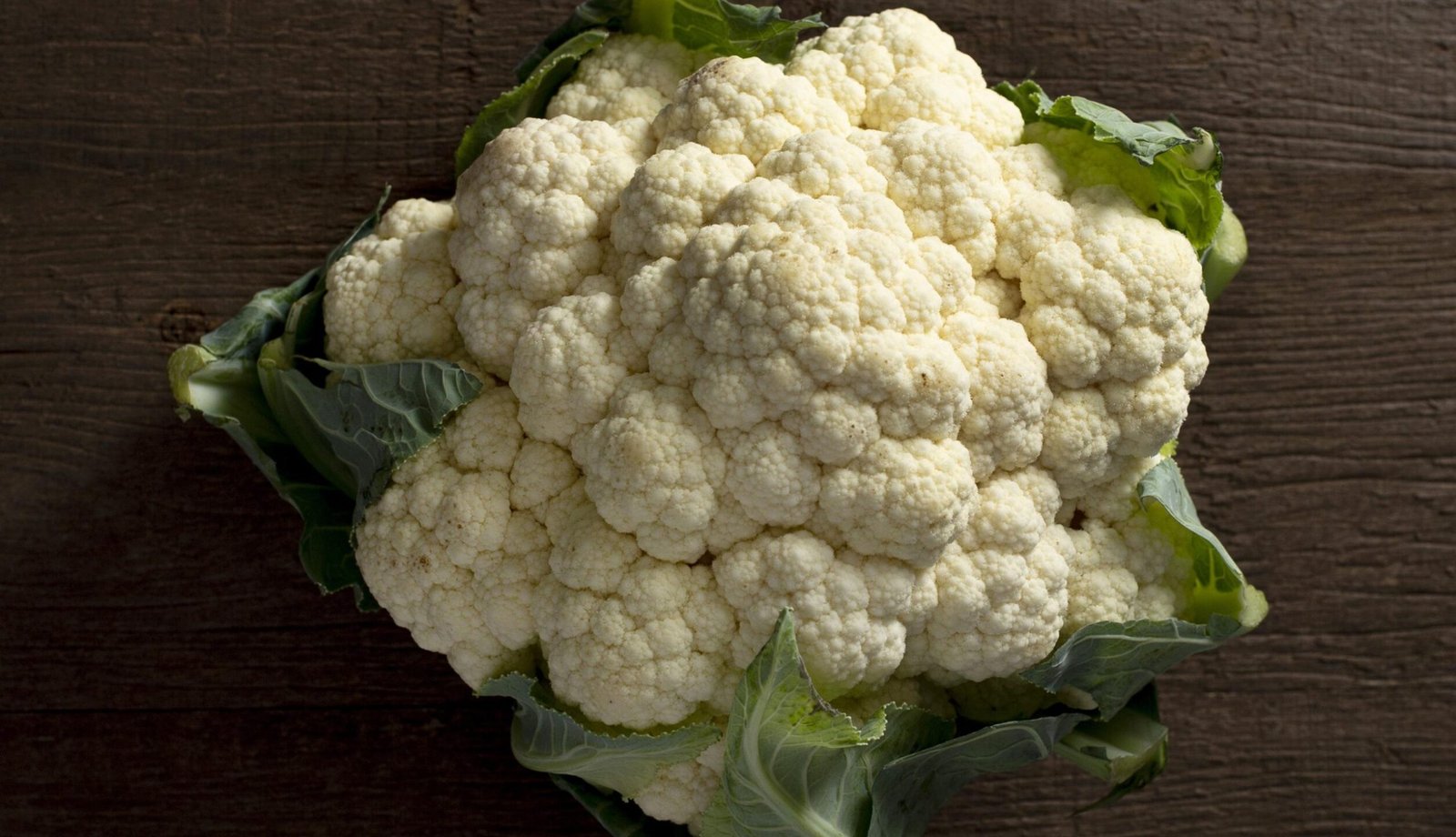 top-view-cauliflower-with-leaves